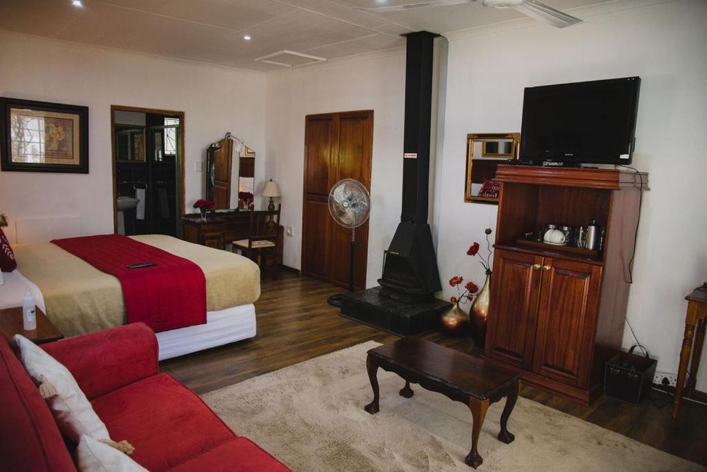Lydenburg Manor Guest House Экстерьер фото