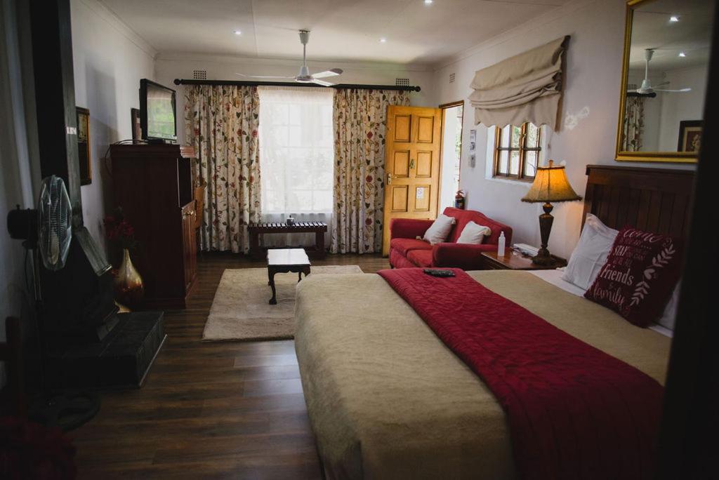 Lydenburg Manor Guest House Экстерьер фото