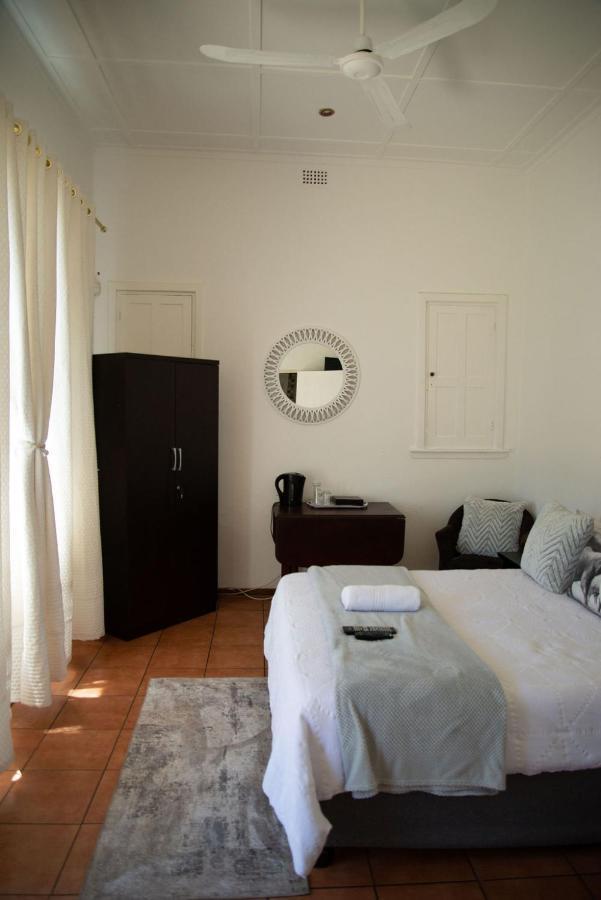 Lydenburg Manor Guest House Экстерьер фото